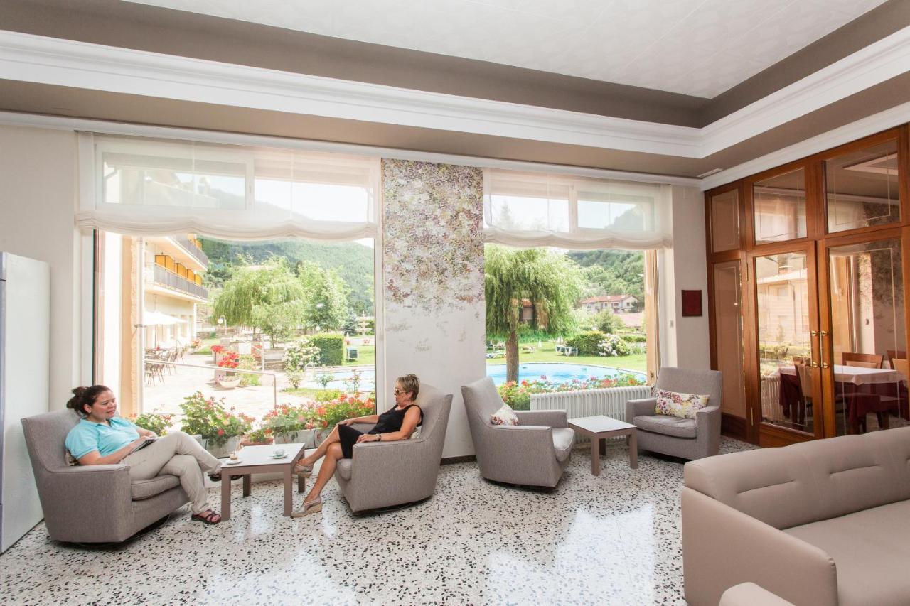Hotel Catalunya Park Ribes De Freser Eksteriør billede