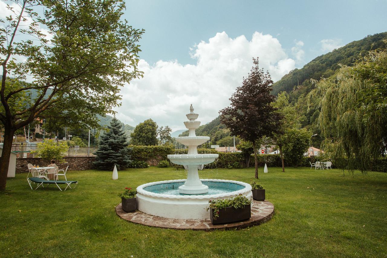 Hotel Catalunya Park Ribes De Freser Eksteriør billede